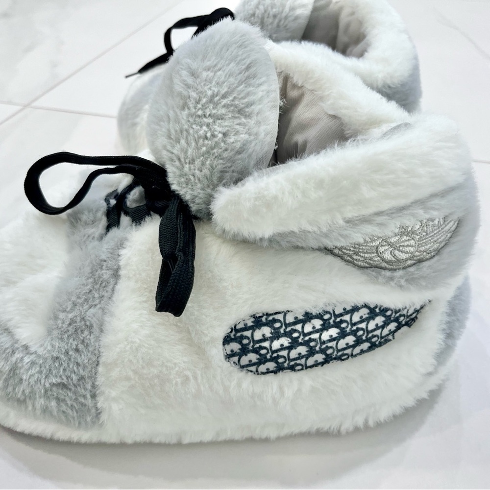 Plush White & Light Gray Fuzzy Slippers with Lace-Up Detail